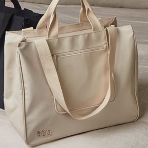 Beis East to west tote